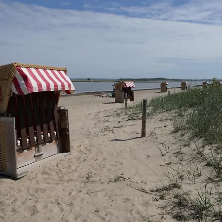 Poeler Strandfloh Apartment *